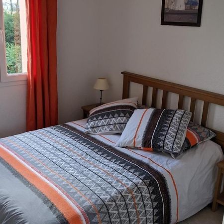 Maisonnette Dans Domaine Avec Piscine A Nyons, Pays Des Olives Εξωτερικό φωτογραφία